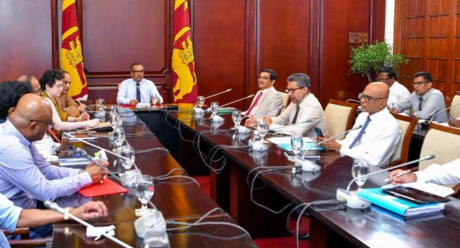 Economic Monitoring Committee Meets In Colombo